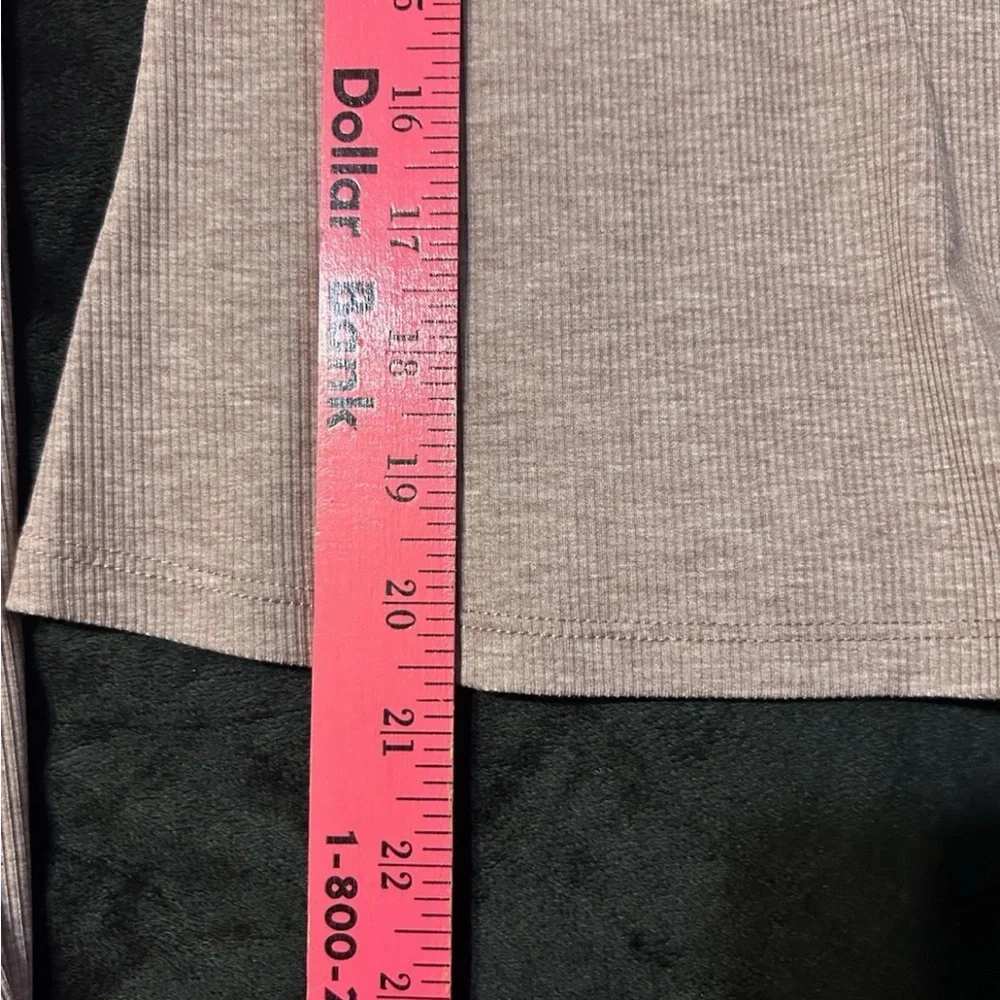 Women's Columbia Amberview Performance Fit Omni-Shade Mock Turtleneck Shirt XS - Picture 5 of 9